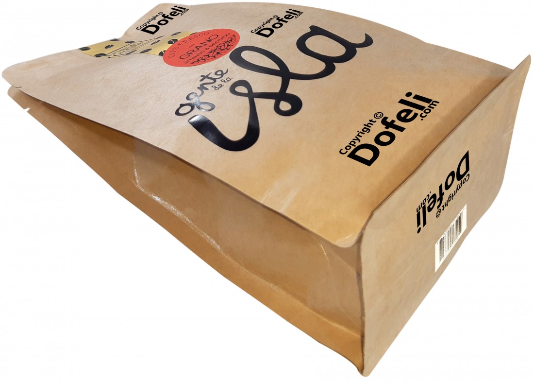 Dominican Republic artisanal whole roasted bean coffee with deep and expressive flavor.